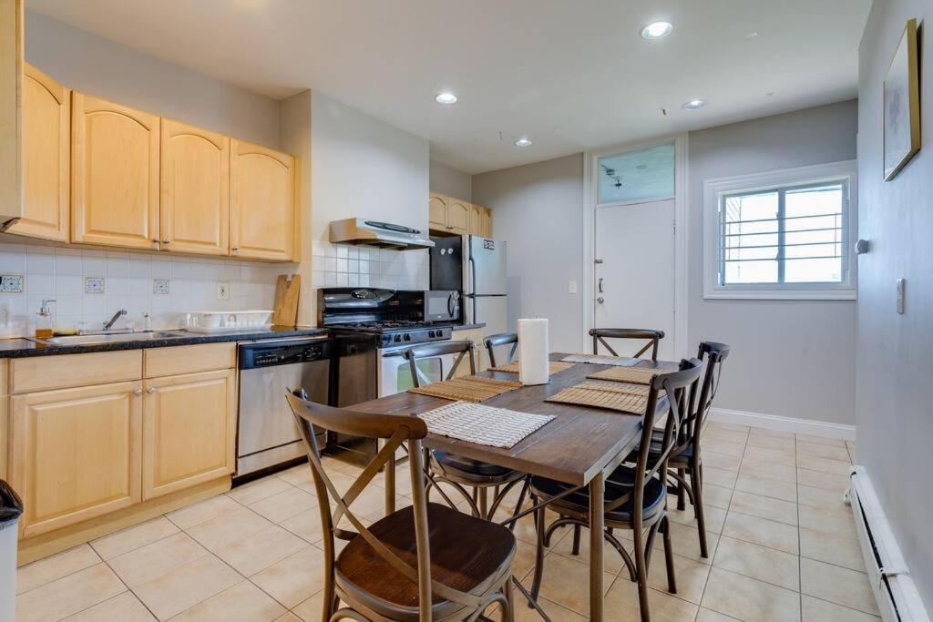 New! Boston Condo Near Mbta, 3Mi To Fenway ! Esterno foto